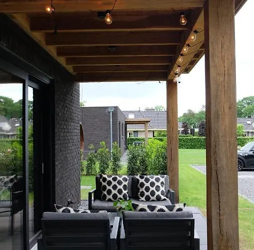 The White Oak - Luxe 4 Persoons Met Prive Sauna Dom wakacyjny *