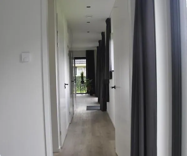 Dom wakacyjny The White Oak - Luxe 4 Persoons Met Prive Sauna